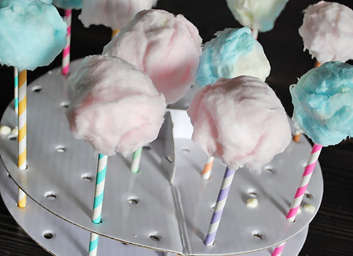 Inspired by Dr. Seuss’ The Lorax, make your own Truffula Tree Cake Pops, using cotton candy. Just in time for Earth Day or even a fun snack to add to your list of Dr. Seuss birthday party ideas. Scrumptious too!