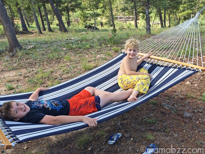 Playing on the hammock {MamaBuzz - mamabzz.com}