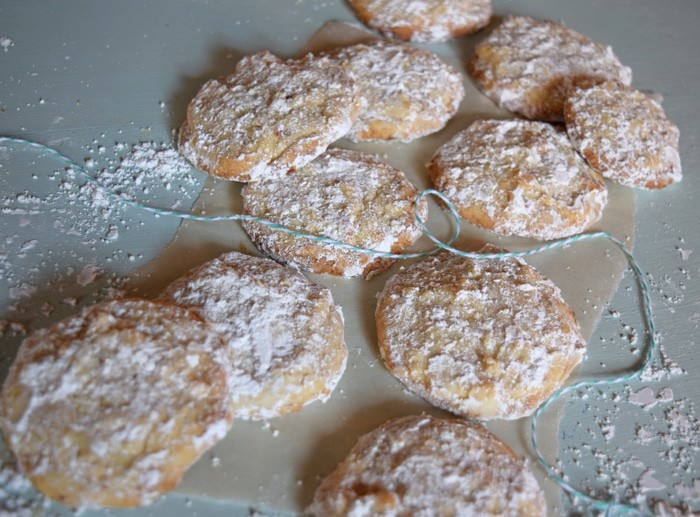 Christmas Cookie Recipe {MamaBuzz - mamabzz.com}