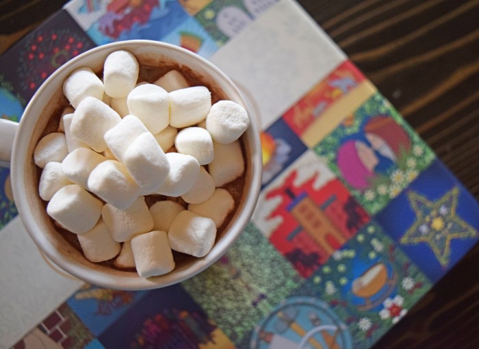 Homemade Raspberry Hot Chocolate Recipe {MamaBuzz - mamabzz.com} #EveryDayCare