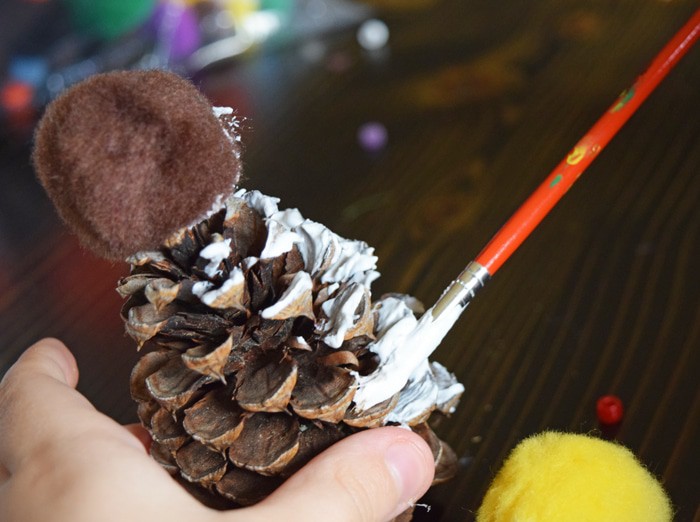 Make Christmas trees out of pinecones, using glue, pipe cleaners, and all sorts of festive embellishments. A pinecone Christmas tree is a great little holiday craft for kids. They also make the cutest, most memorable decorations.