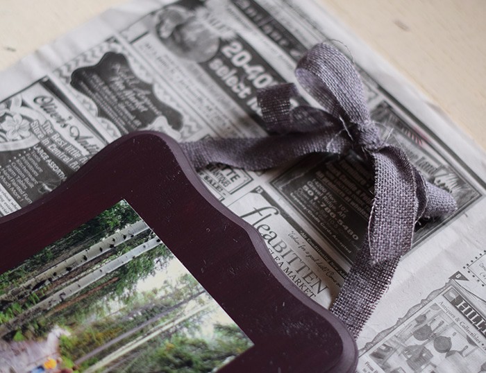 I love me some Mod Podge. Photos are the perfect way to add a meaningful touch to your home decor. Mod Podge pictures on wood to preserve your favorite memories or to create amazing DIY gifts.