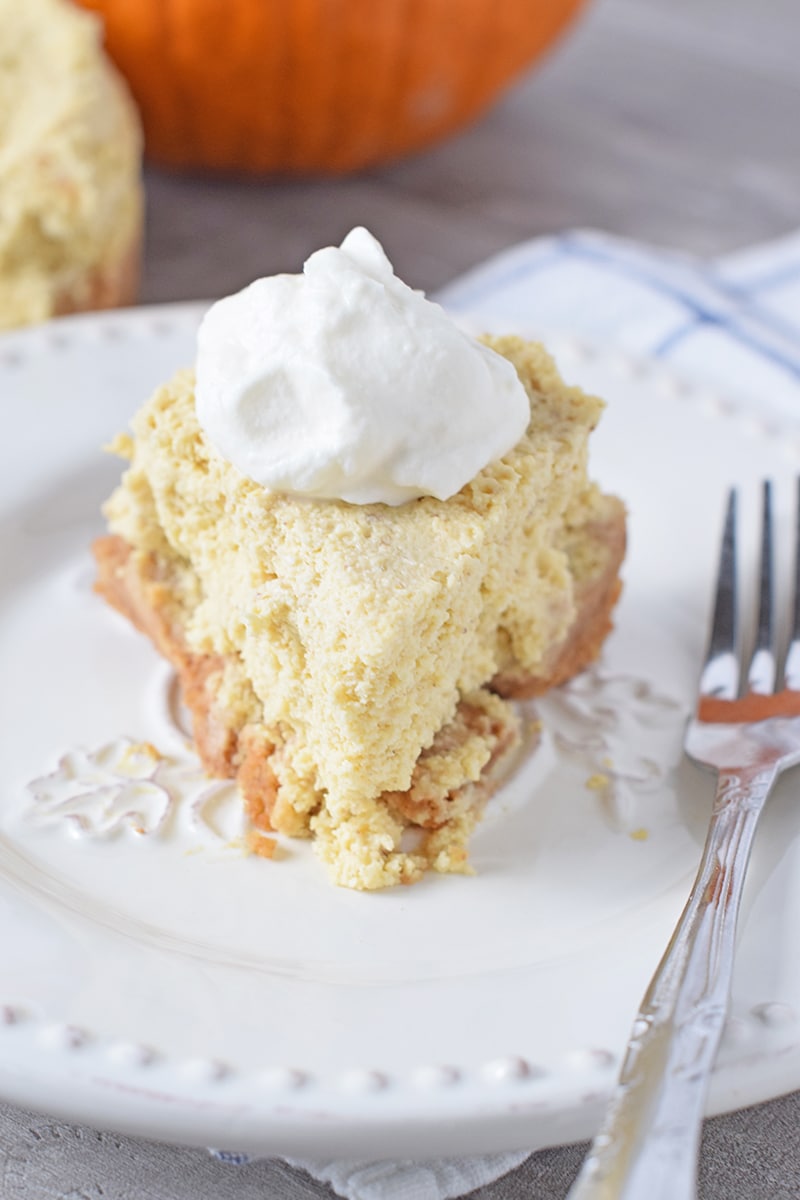 How to make Instant Pot Pumpkin Spice Cheesecake. Delicious fall and holiday dessert recipe with a buttery graham cracker crust.