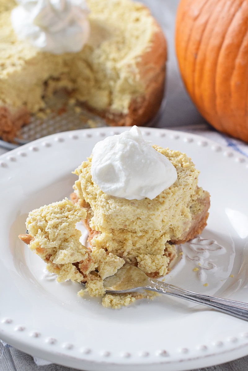 Perfect for the Thanksgiving dessert table, Instant Pot Pumpkin Spice Cheesecake is oh so delicious. So creamy and super easy to make!