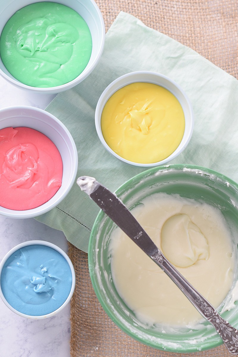 Make an Easy Sugar Cookie Icing to decorate cutout sugar cookies. This icing is my favorite recipe, made with powdered sugar and a secret ingredient for extra flavor!