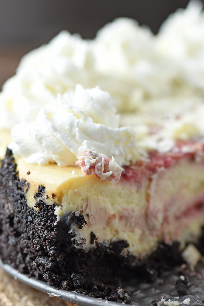 Cheesecake with Chocolate Cookie Crust
