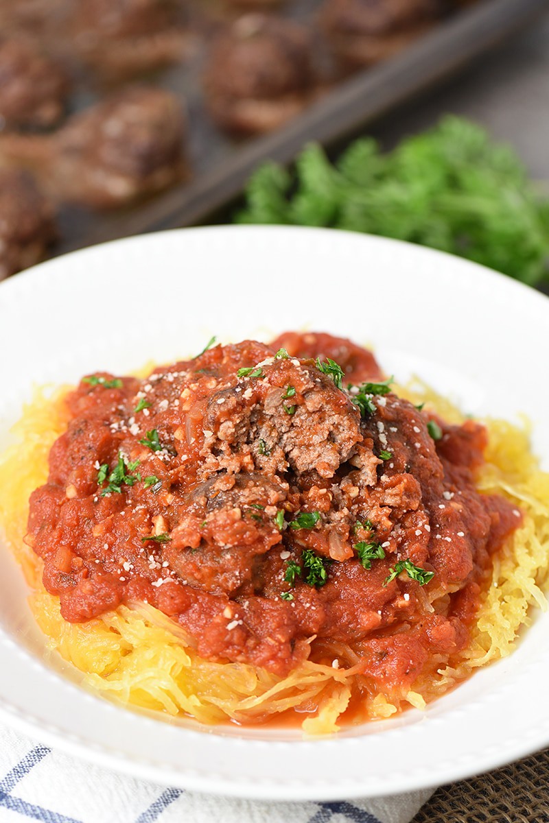 Spaghetti with Healthy and Delicious Baked Italian Cauliflower Meatballs