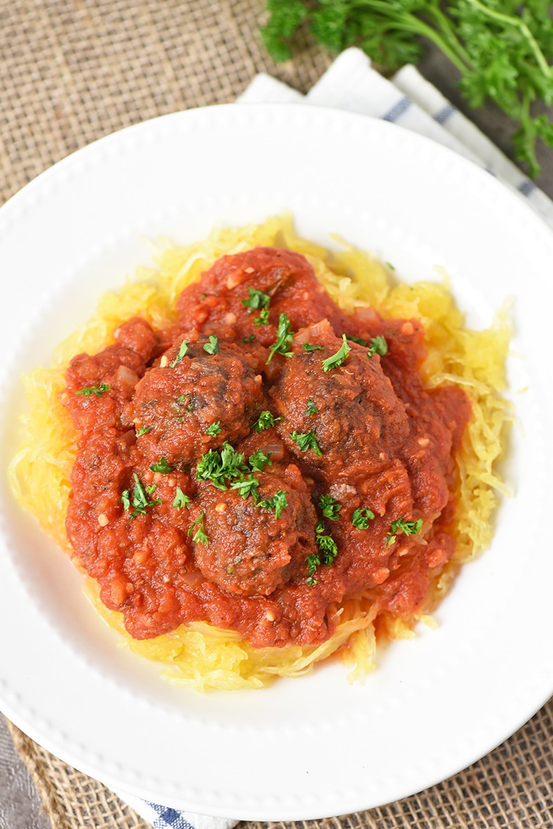 Delicious Spaghetti Squash Spaghetti and Meatball Dish