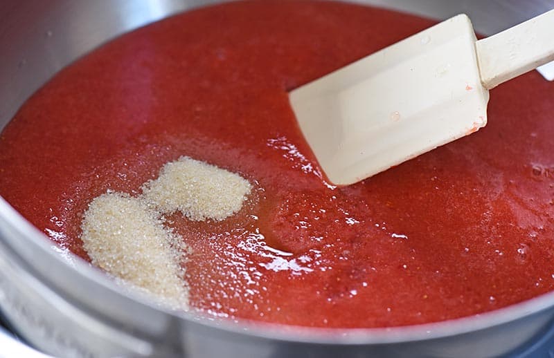 how to make strawberry sauce using simple ingredients, including pure cane sugar