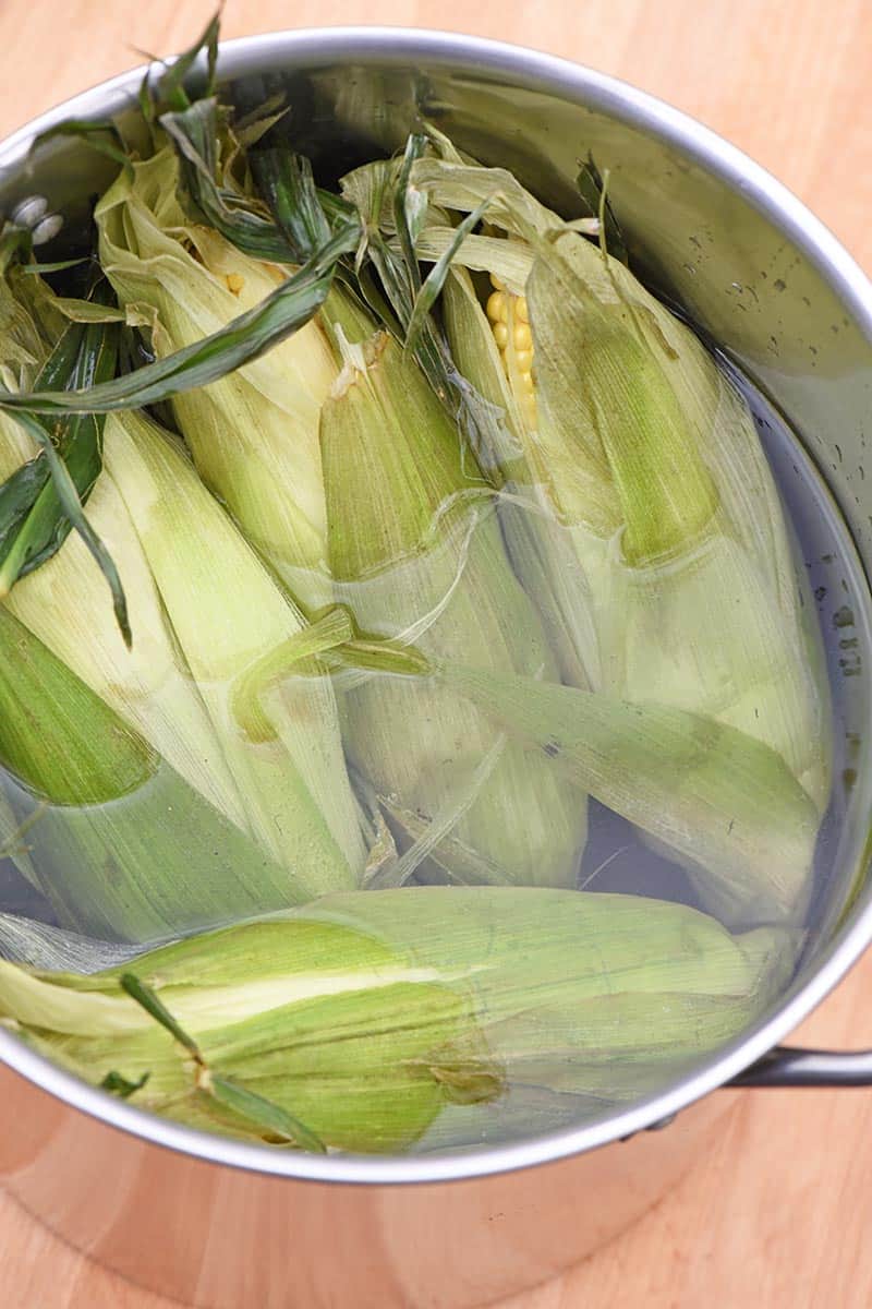 soaking grilled corn in the husk before grilling