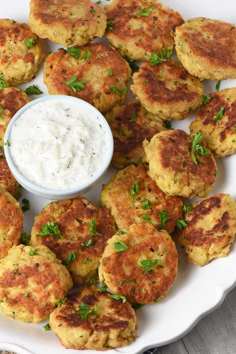 recipe for salmon patties, crispy and delicious