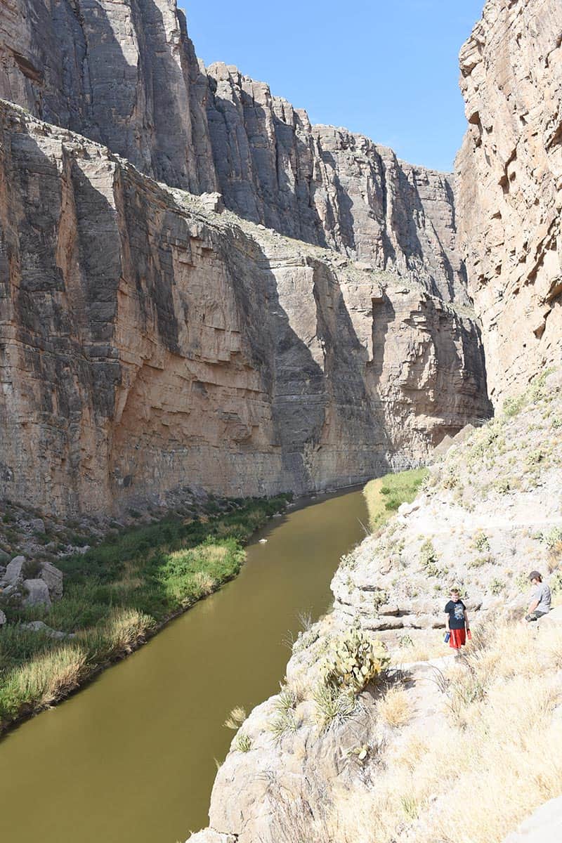 hiking with kids along the Rio Grande through Santa Elena Canyon