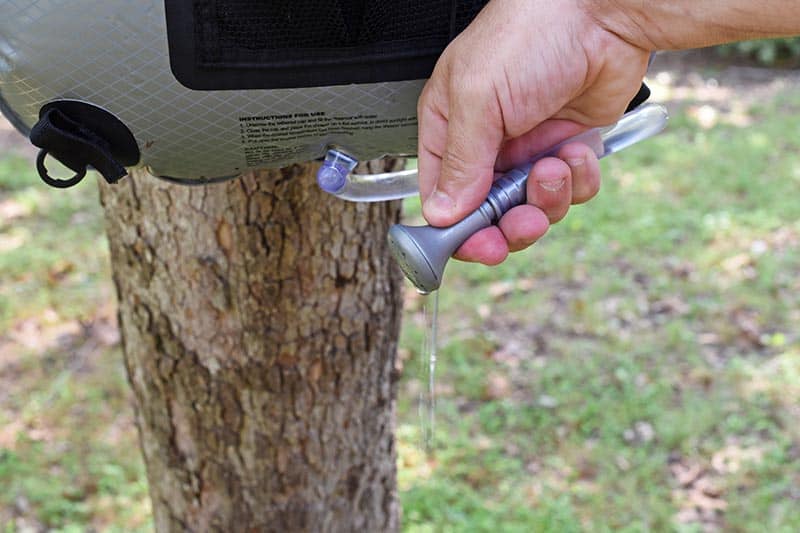 turn the shower head off on the Advanced Elements Solar Shower