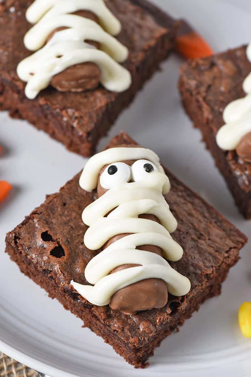 icing wrapped mummy Twix bar decorated Halloween brownies