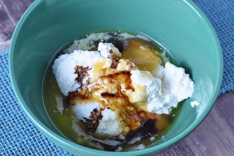 mix butterbeer ingredients together with whipped cream for butterbeer recipe