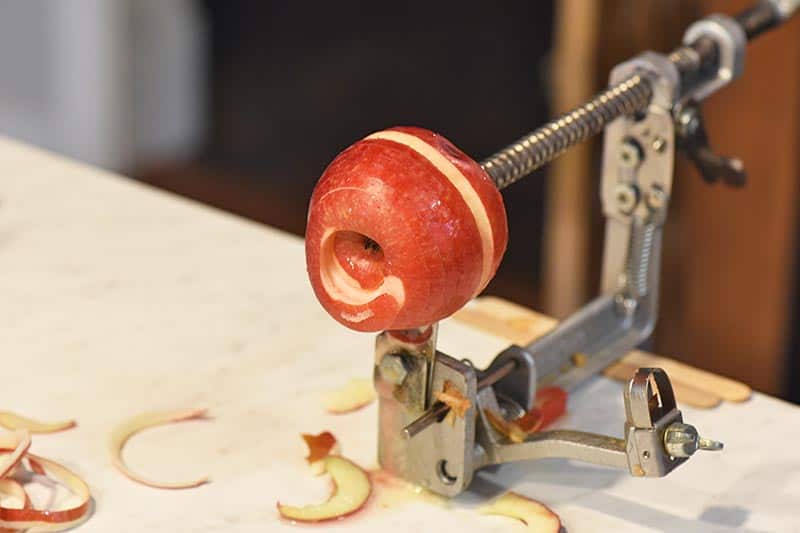 coring apples for cinnamon applesauce with johnny apple peeler