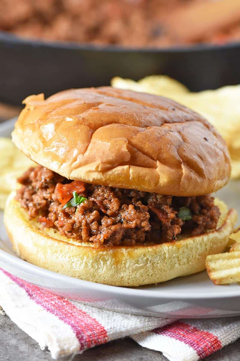 Pepperoni Pizza Sloppy Joes