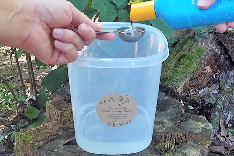 adding body wash to shower wipes for camping