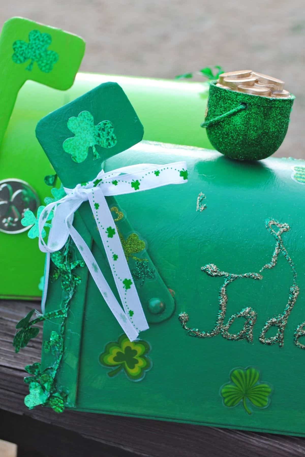 St. Patrick’s Day Leprechaun Boxes for Kids