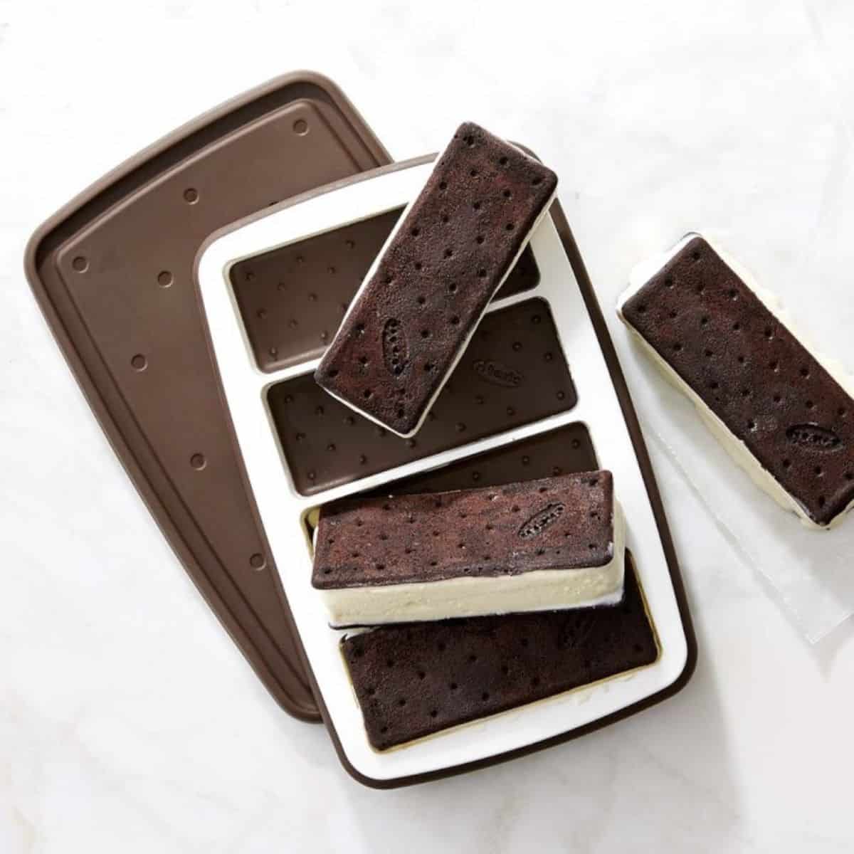ice cream sandwich maker with homemade ice cream sandwiches