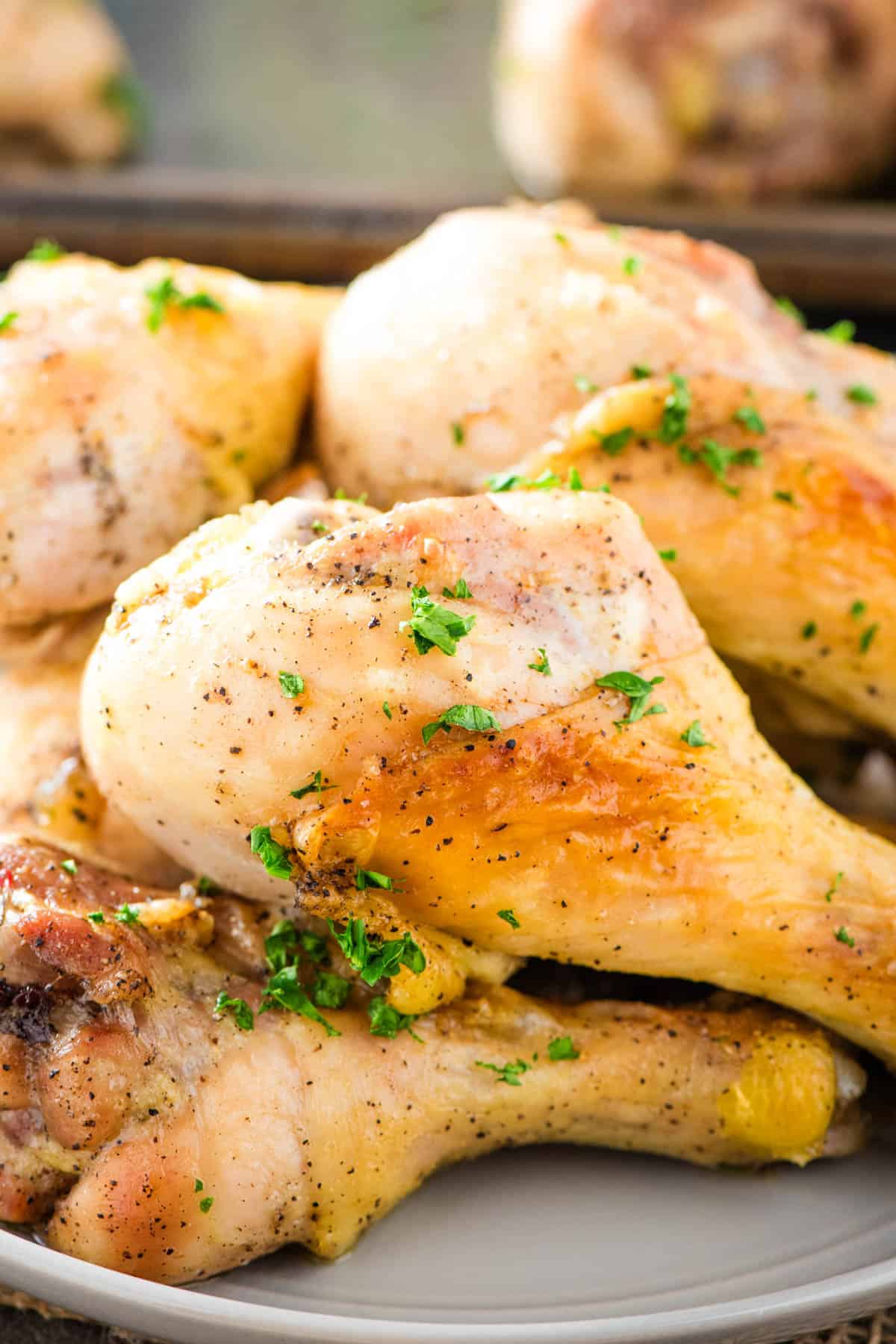 How to Make Crispy Baked Chicken Drumsticks in the Oven